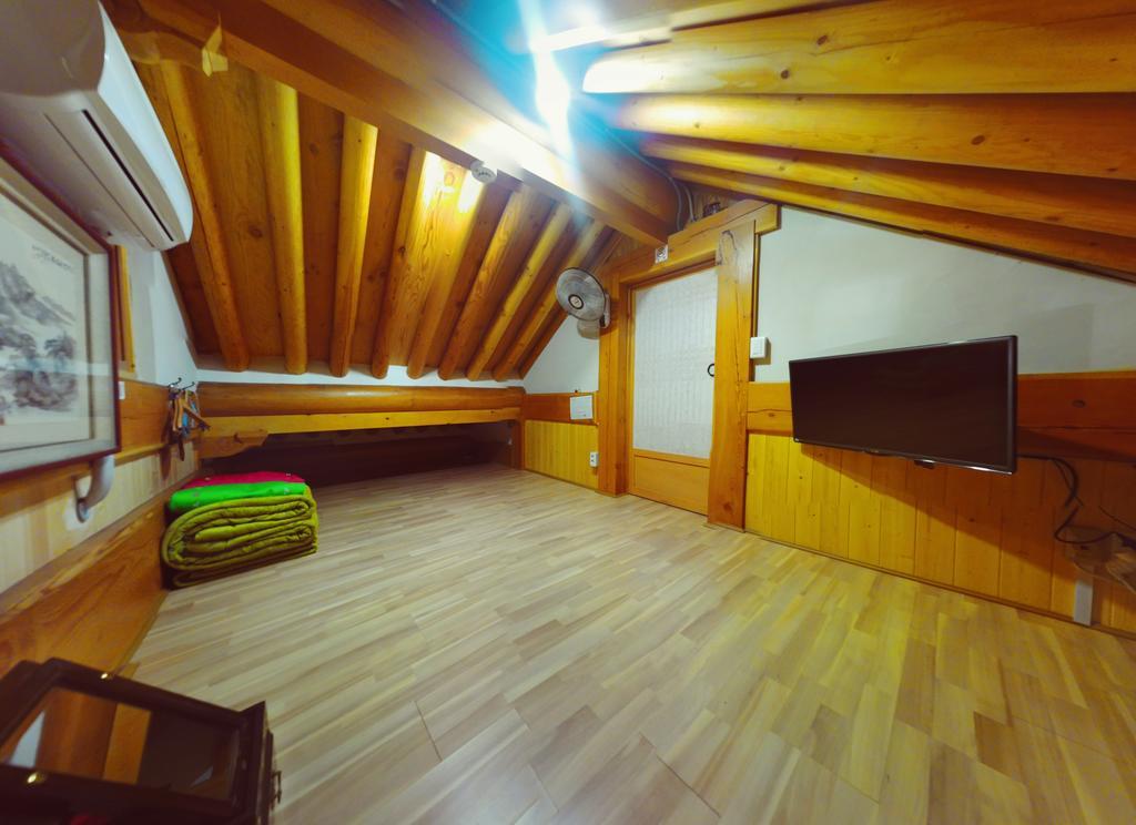 Hanok Guesthouse Jangsoo Jeonju Quarto foto